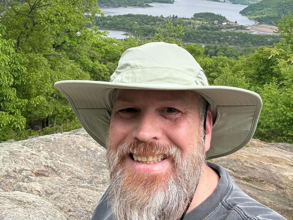 A hike above the Hudson River